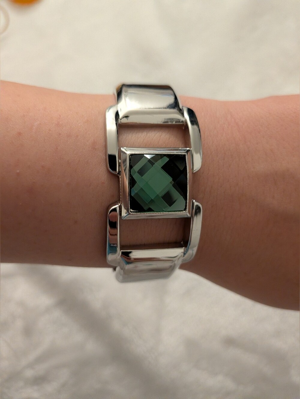 Silver-Tone Geometric Bangle Bracelet – Faceted Green Stone